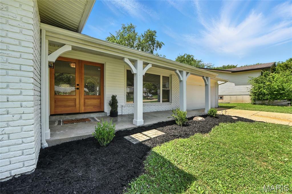 Property Photo: 15282 Springrun Drive MO 63017