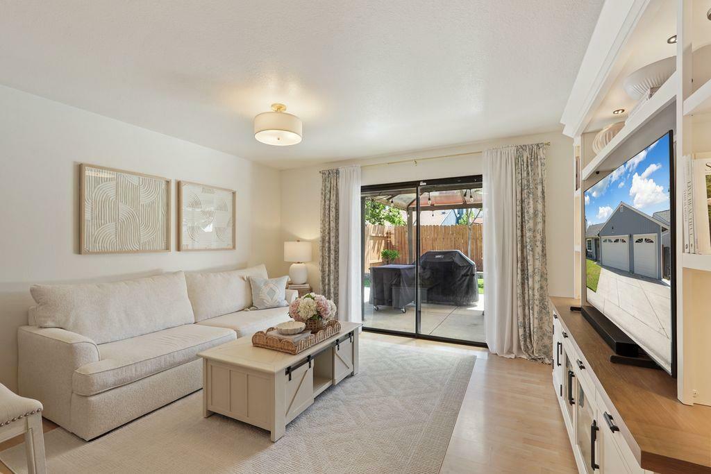 Property Photo: 8751 Pacific Hills Way CA 95828