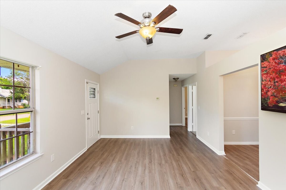 Property Photo: 611 Cedar Bend Ln TN 37086