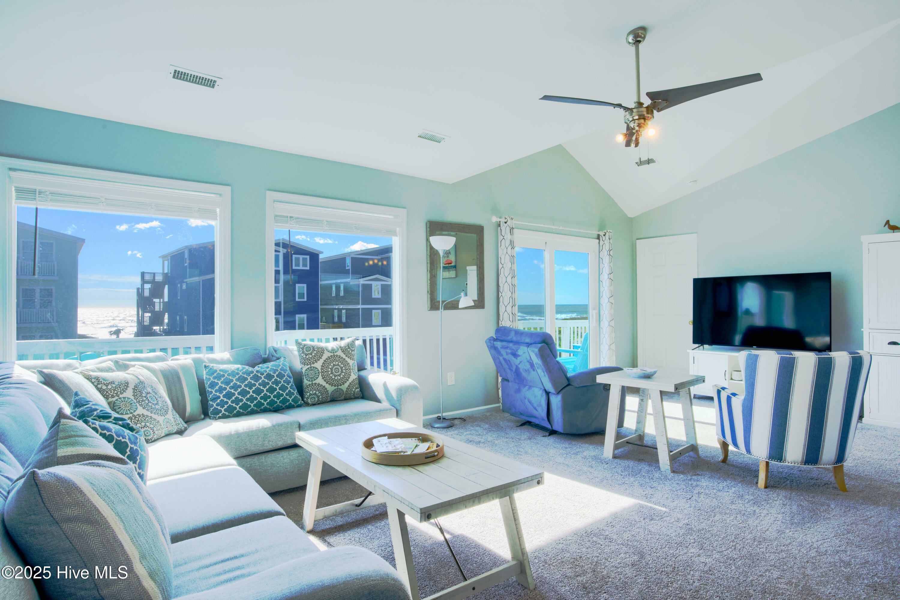 Property Photo:  20 Porpoise Place  NC 28460 