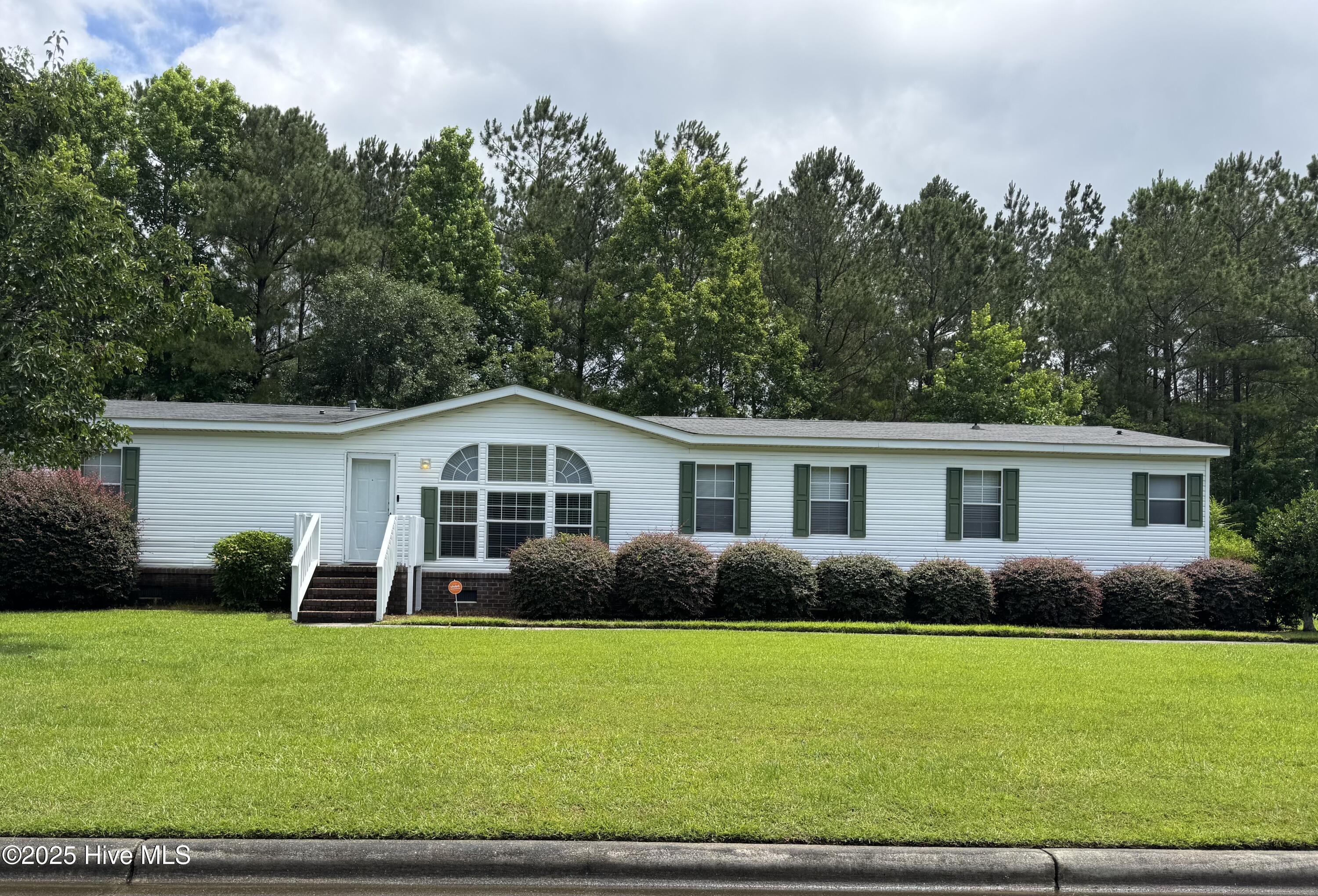 Property Photo:  104 Split Oak Way  NC 28562 