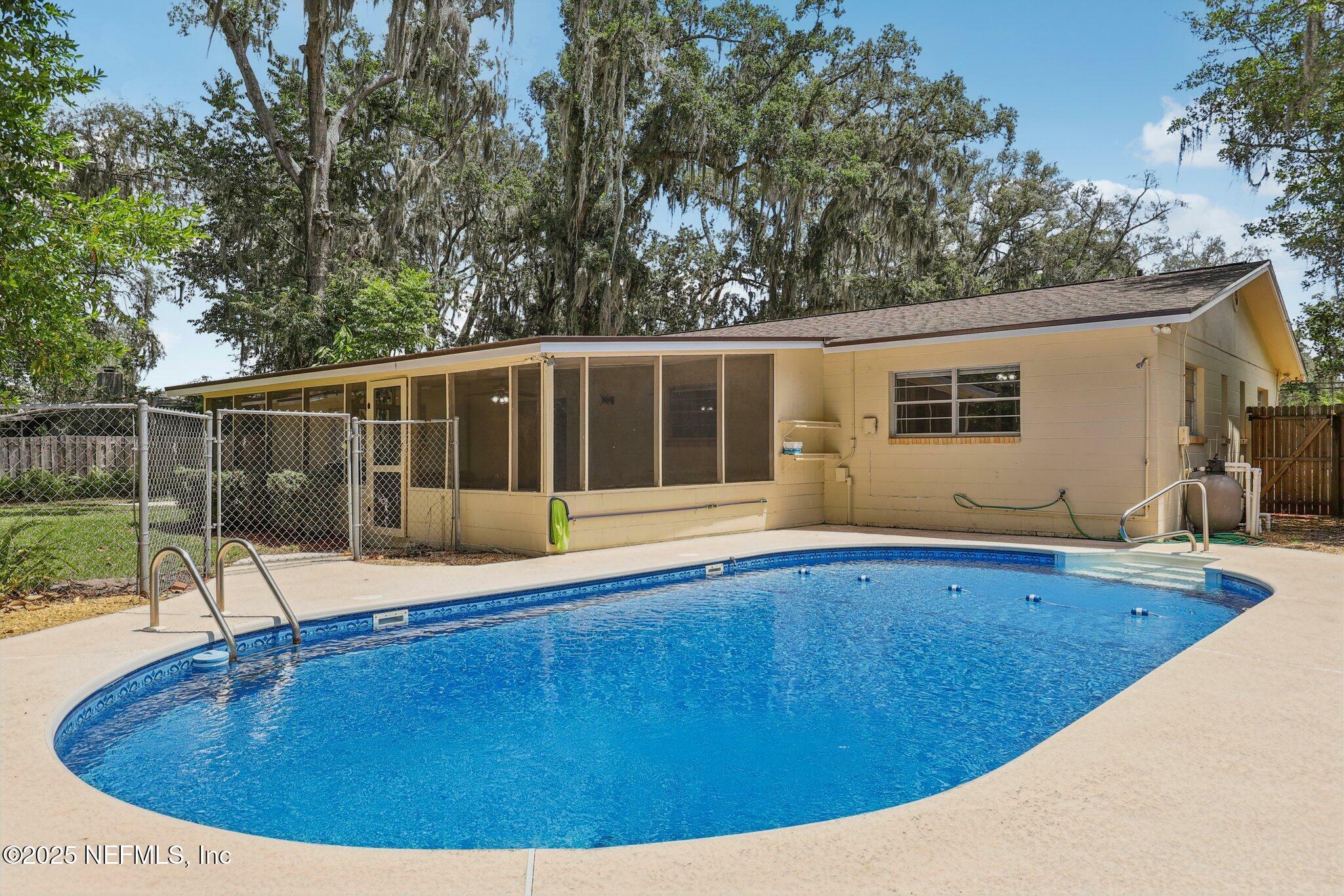 Property Photo: 2762 Holly Ridge Drive FL 32073