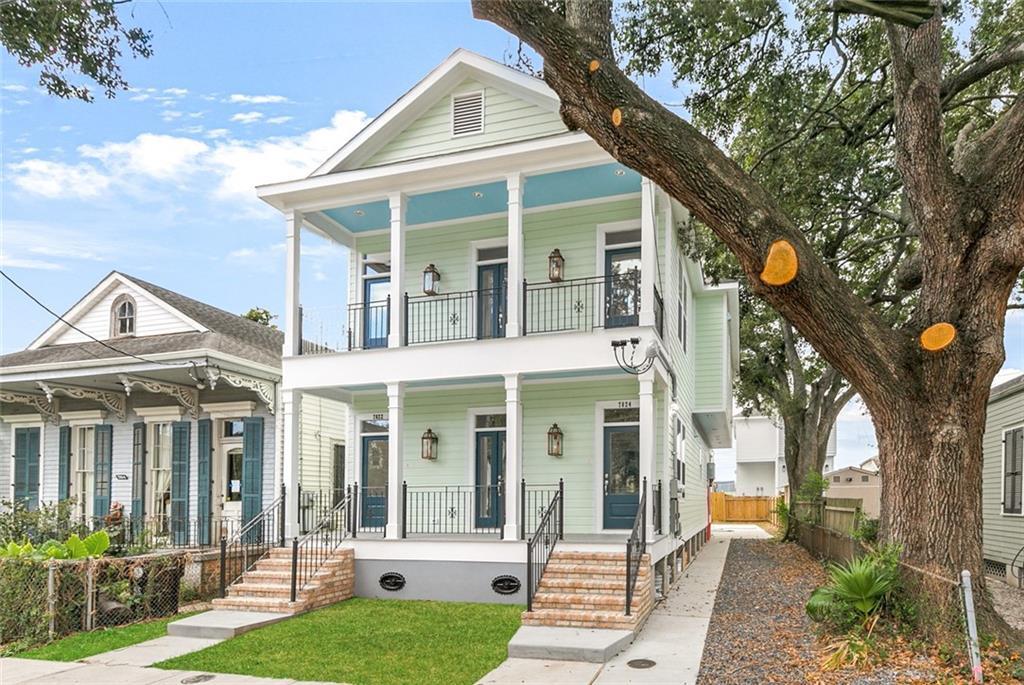 Property Photo:  7824 Dominican Street  LA 70118 