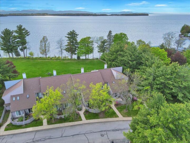 102 South Beach Road  South Burlington VT 05403 photo