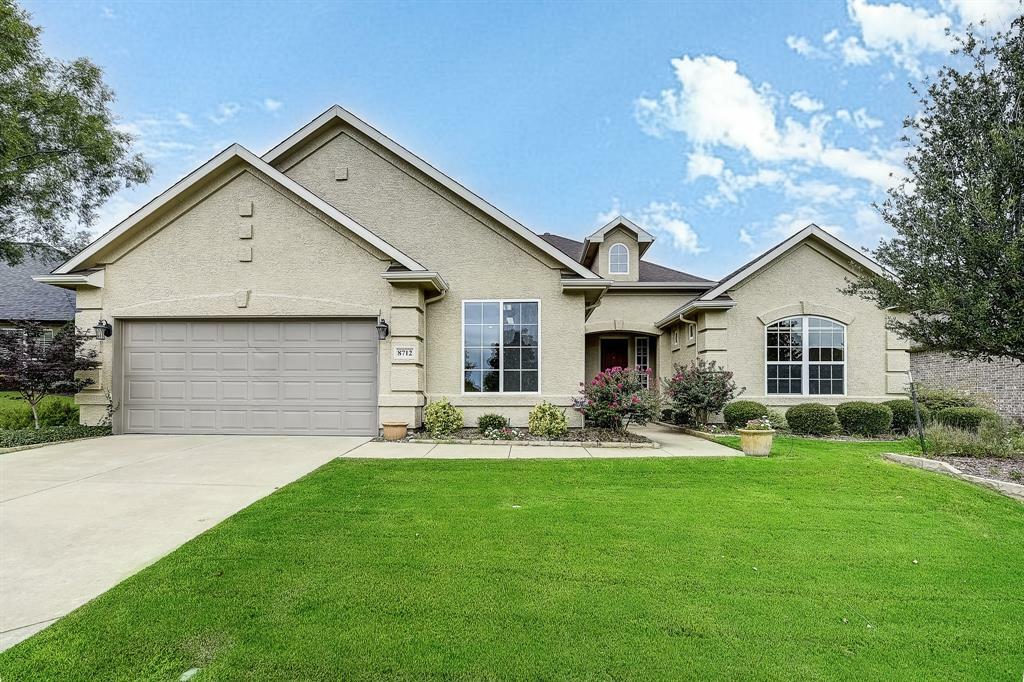 Property Photo: 8712 Sarasota TX 76207