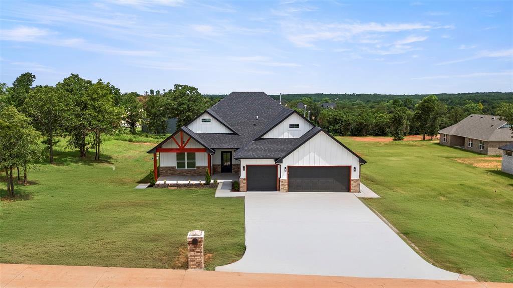 Property Photo: 3024 Deer Run Road OK 73044
