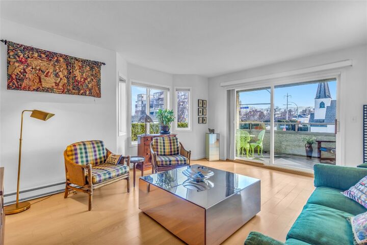 680 Doyle Avenue 101  Kelowna BC V1Y 9S2 photo