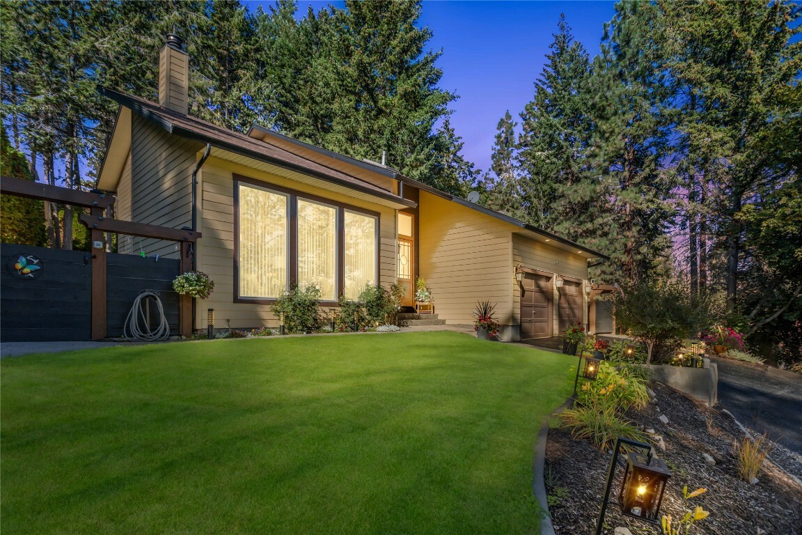Property Photo: 11162 Eva Road BC V4V 1H4