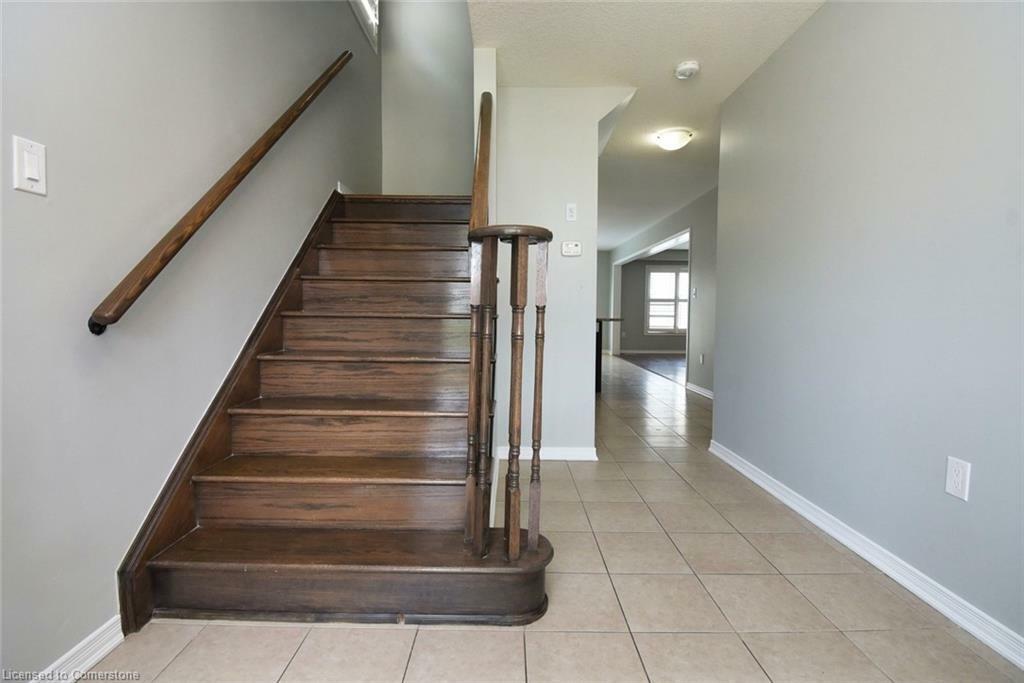 Property Photo: 26 Evergreen Lane ON N3W 0C4