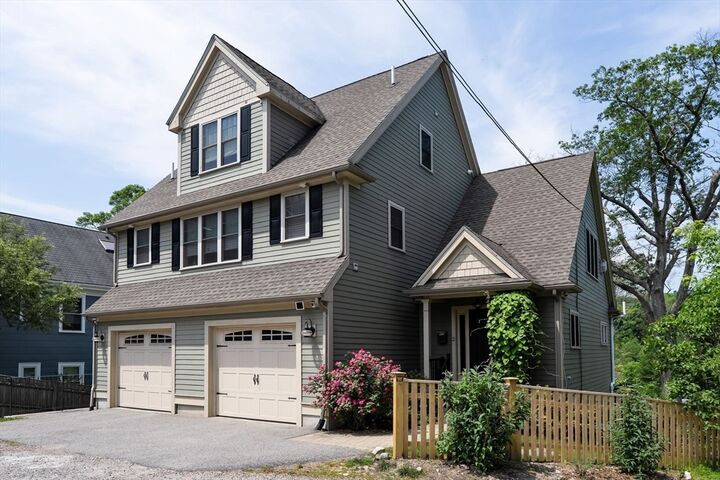 Property Photo:  2 Jamaica Place 2  MA 02130 