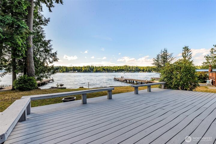 Property Photo:  1171 E Mason Lake Drive E  WA 98546