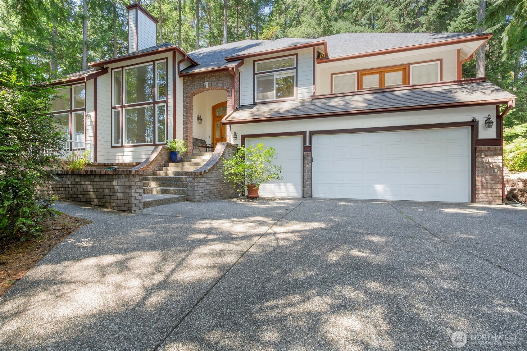 Property Photo: 1341 Pilchuck Heights WA 98333