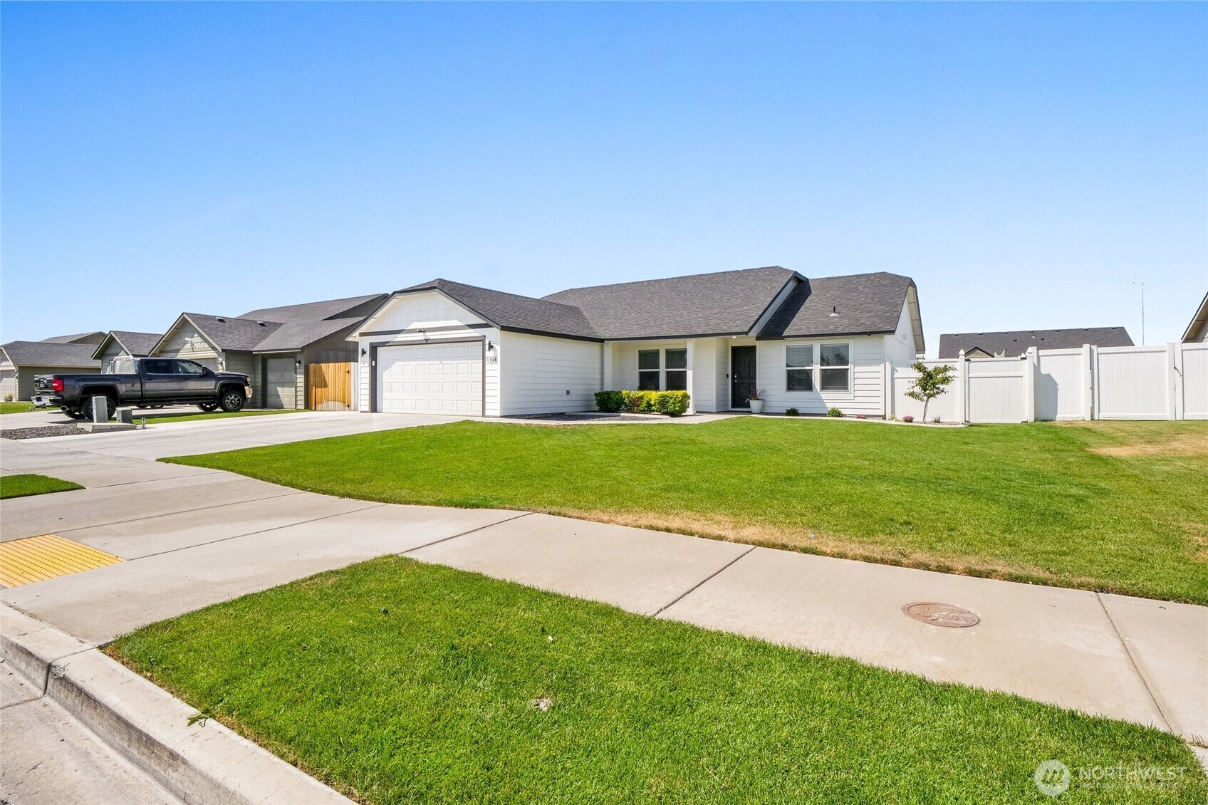 Property Photo:  1344 E Deborah Street  WA 98837 