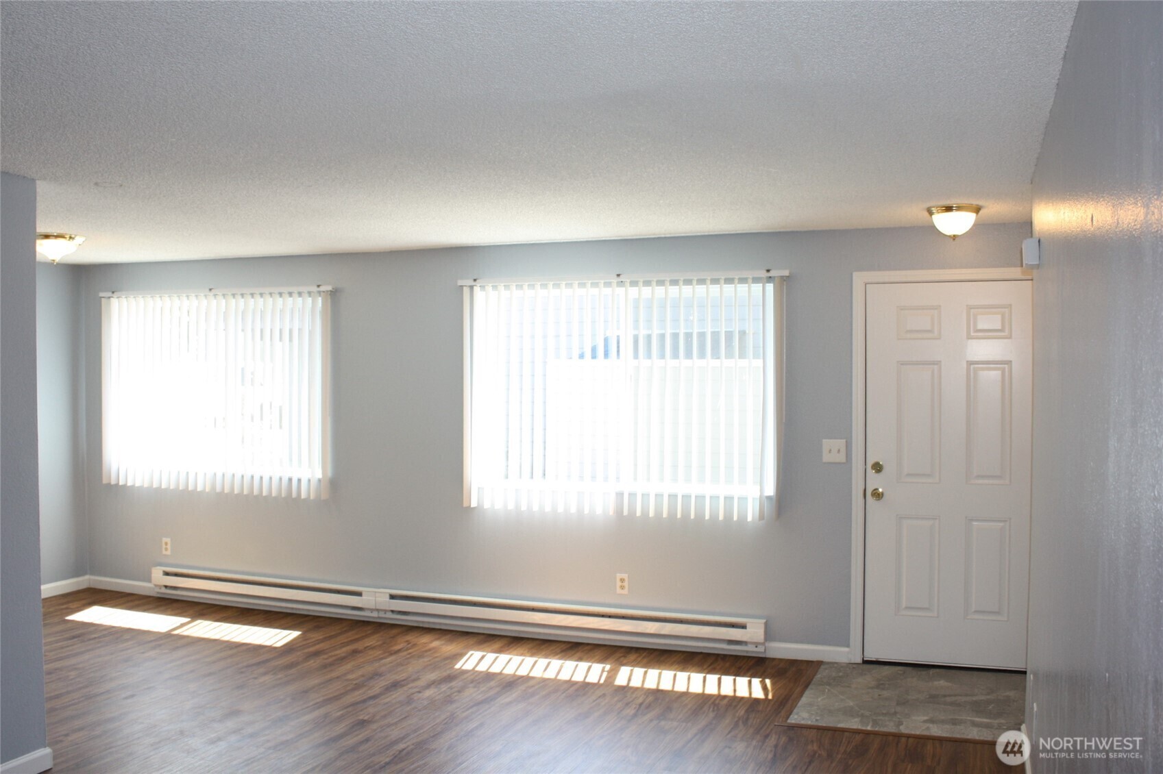 Property Photo: 8709 8th Avenue W 3 WA 98204