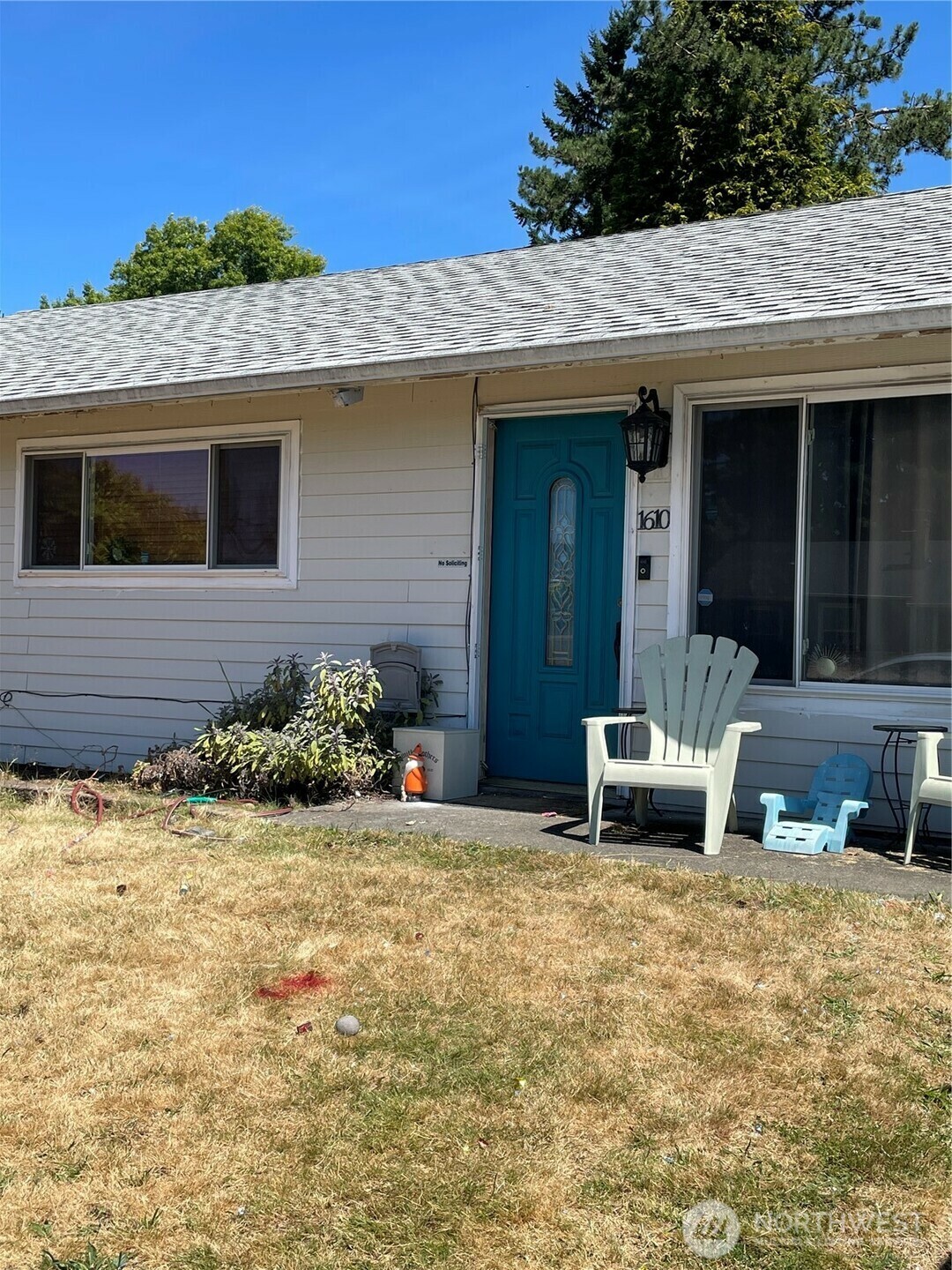 Property Photo: 1610 M Street NE WA 98002