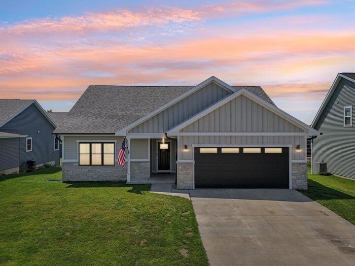 2301 Valberg Drive  Stoughton WI 53589 photo