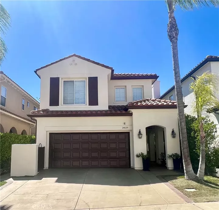 Property Photo: 3829 Calle Joaquin CA 91302