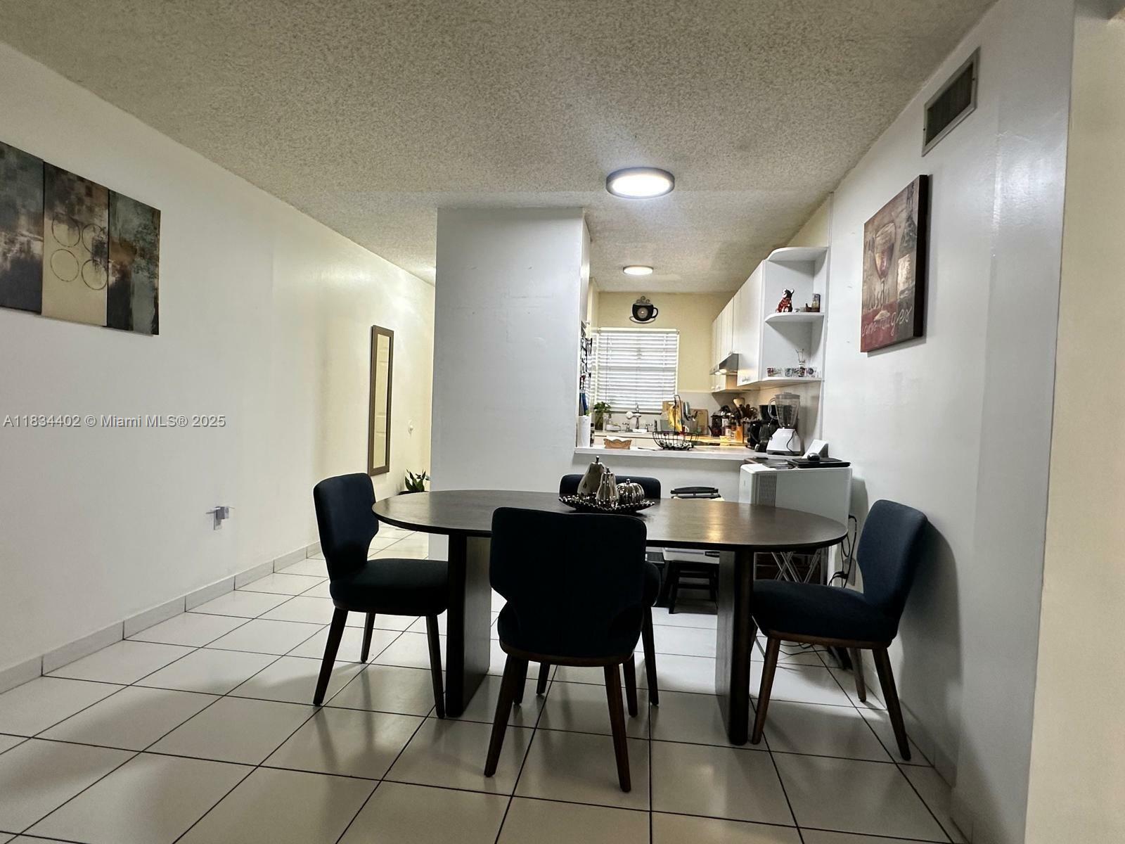 Property Photo: 2775 W 52nd St 305 FL 33016
