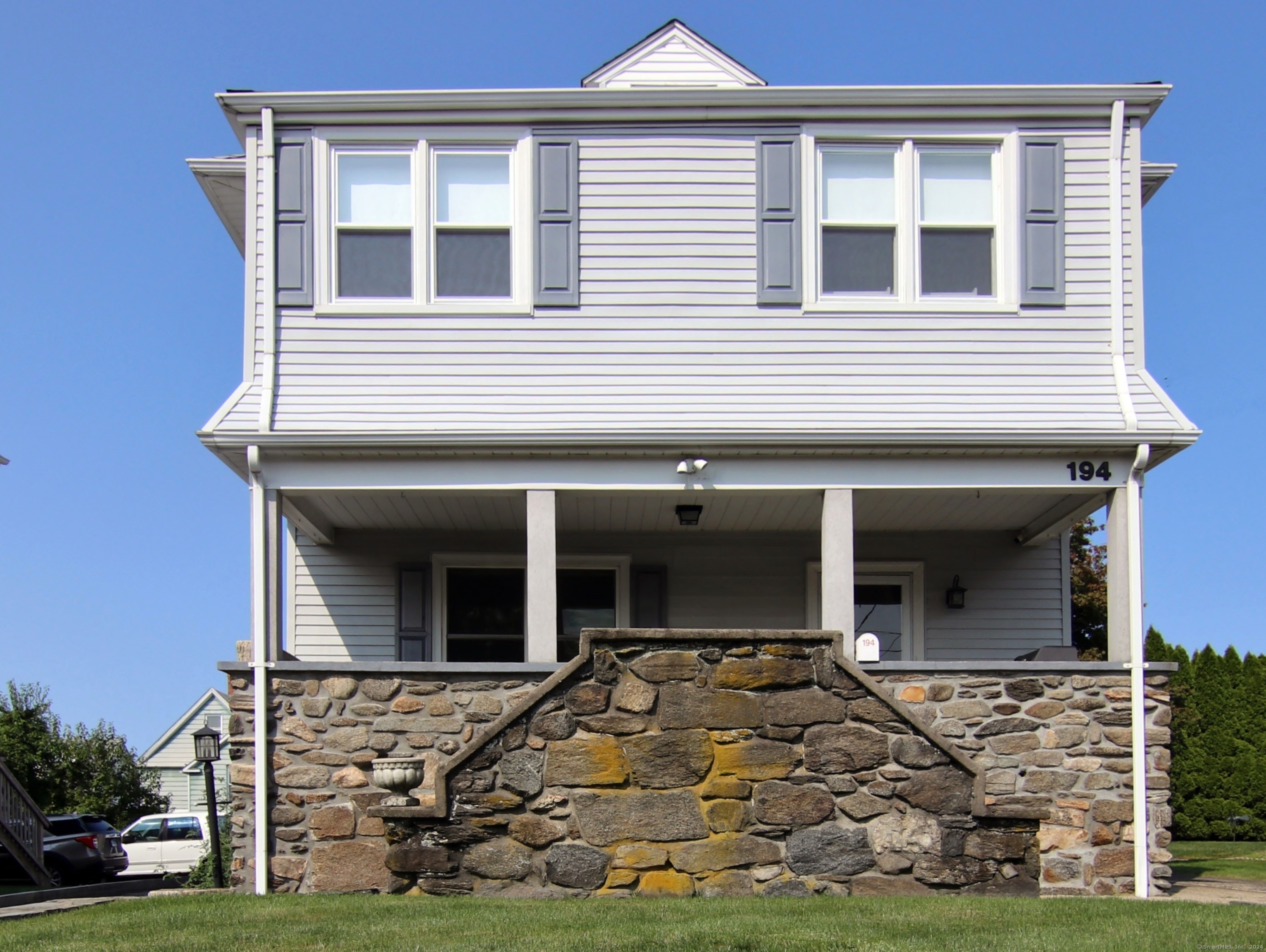 Property Photo: 194 Hamilton Avenue CT 06830