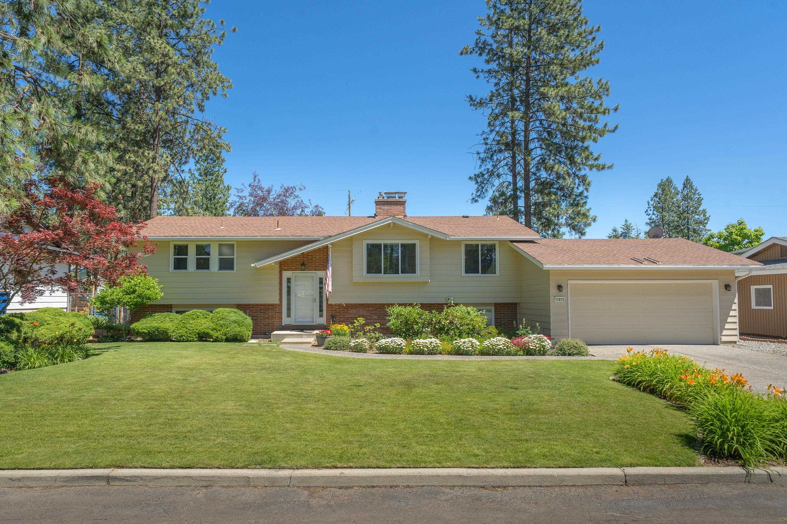 Property Photo: 11912 N Atlantic St WA 99218