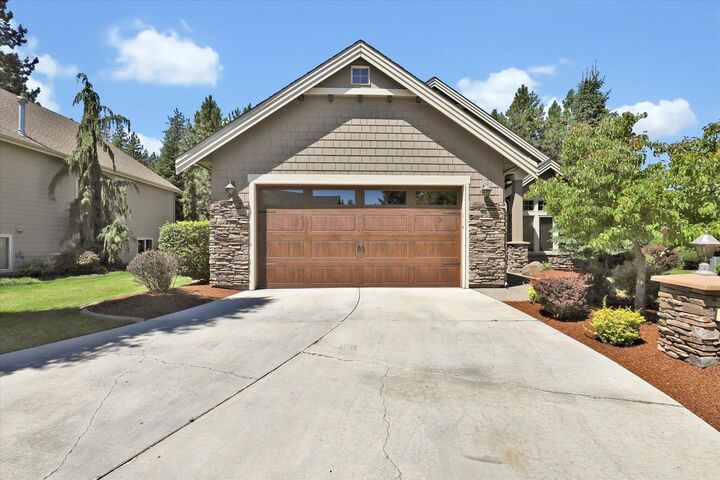 11425 N Lloyd Charles Ln  Spokane WA 99218 photo