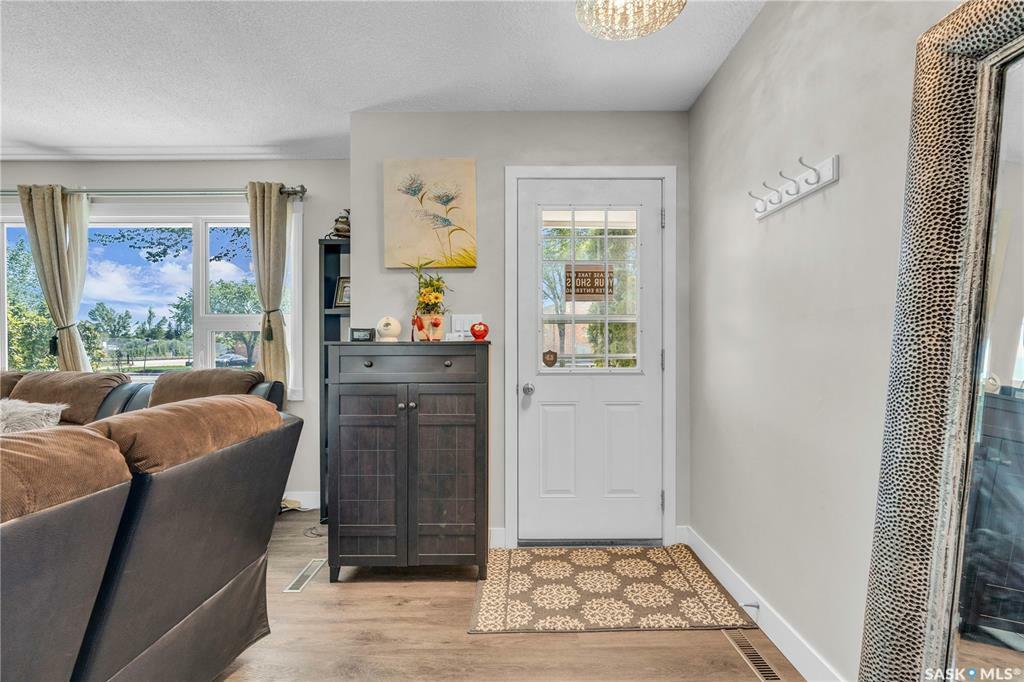 Property Photo: 2305 Taylor Street E SK S7H 1W8