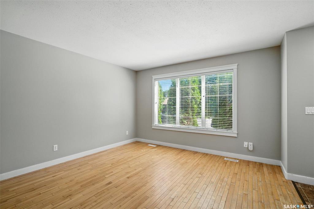 Property Photo: 2232 St Andrews Avenue SK S7M 0M3
