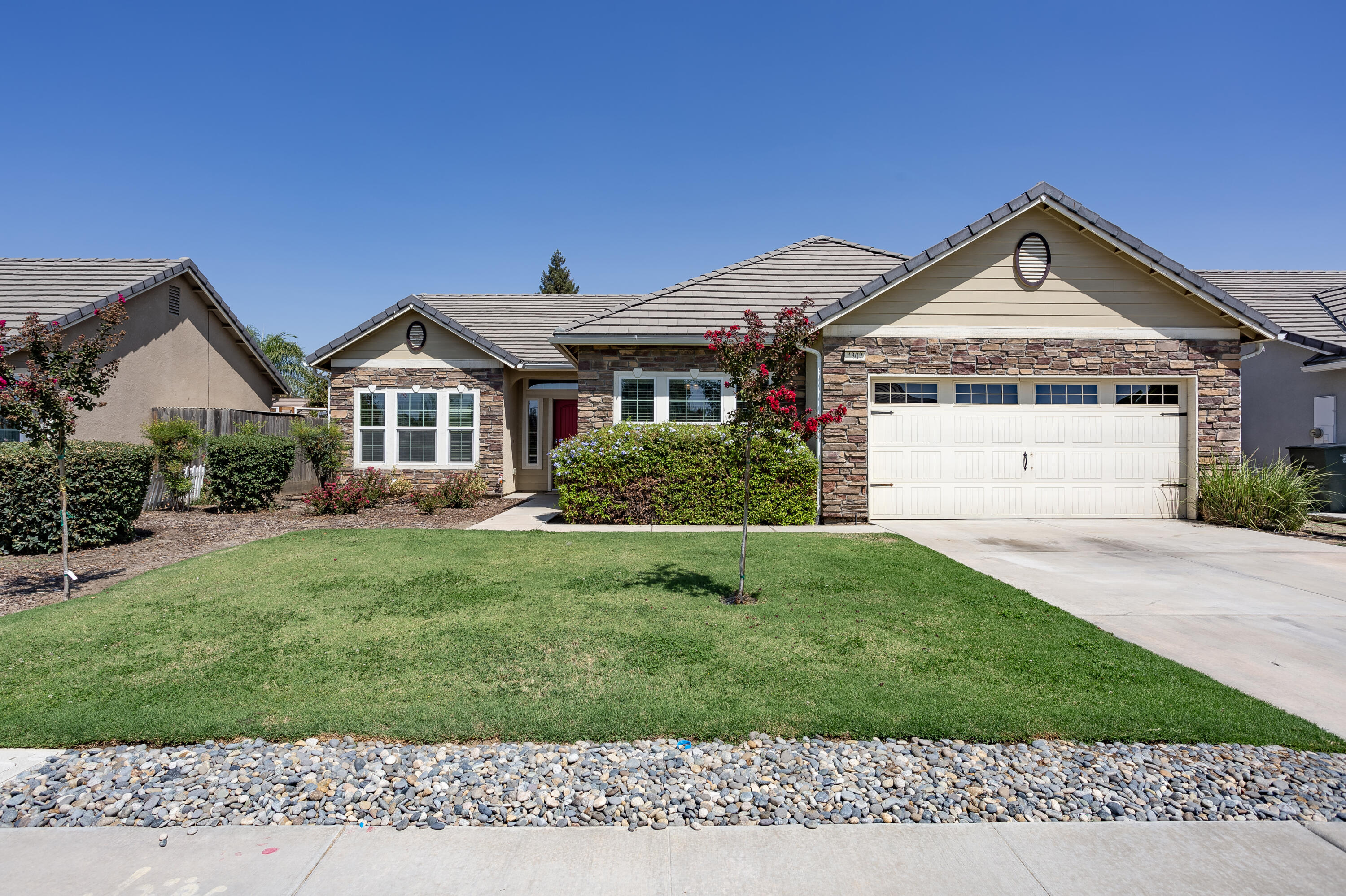 4302 E Harvard Avenue  Visalia CA 93292 photo