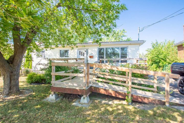 Property Photo: 117 Louth Street ON L2S 2T8