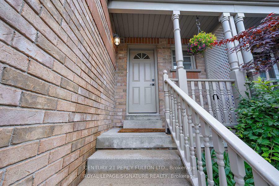 Property Photo: 6 Murphy Lane ON L1T 3X2