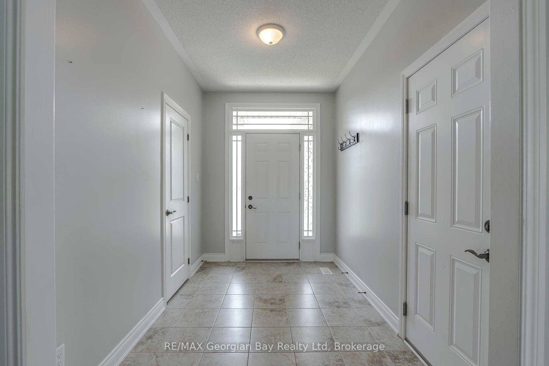 Property Photo: 426 Russ Howard Drive ON L4R 0A6