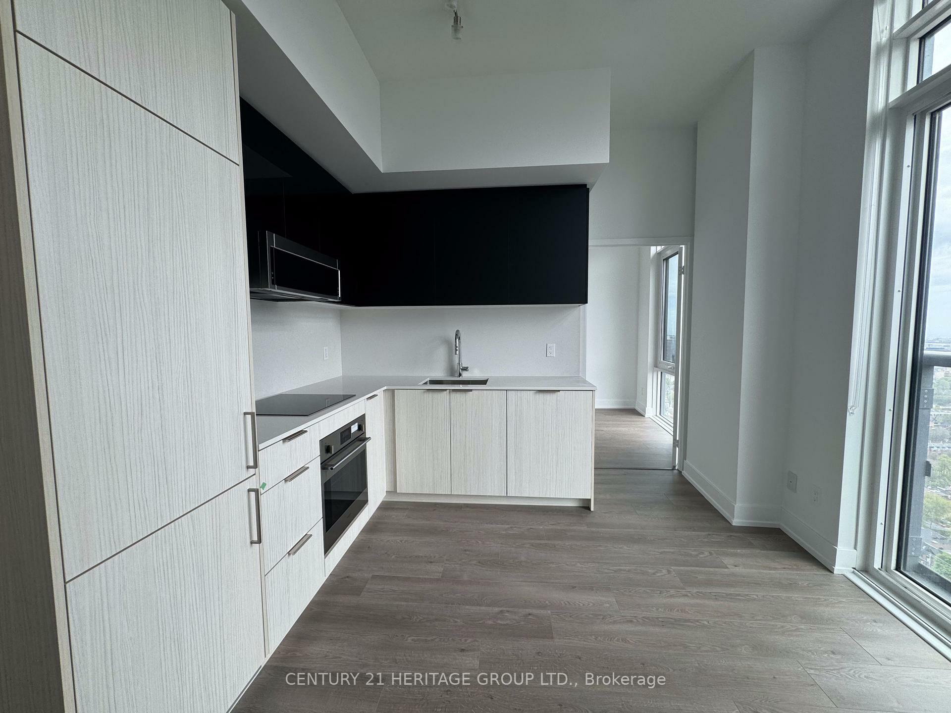 Property Photo: 308 Jarvis Street 3401 ON M5A 2P2
