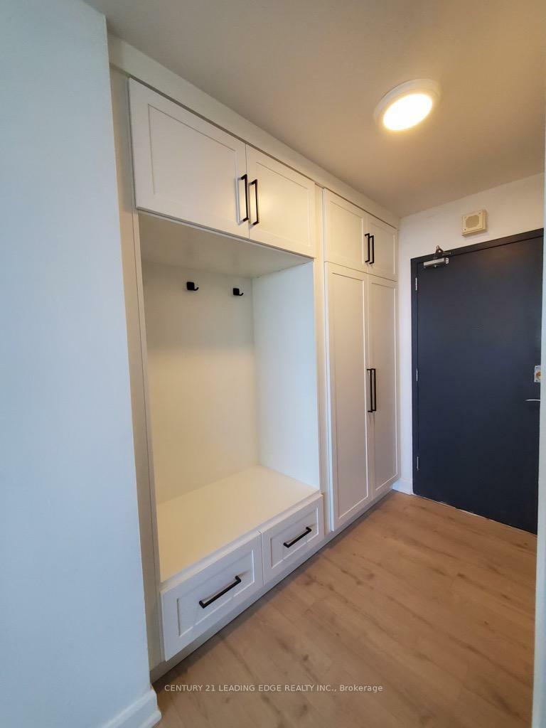 Property Photo: 1350 York Mills Road 804 ON M3A 2A1