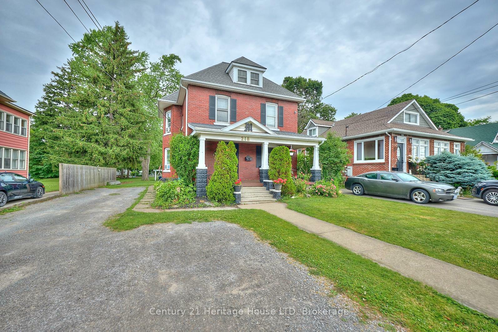 Property Photo: 218 Phipps Street ON L2A 2V5