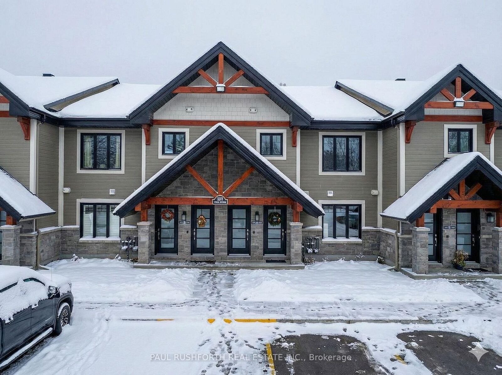 Property Photo: 350 Montee Outaouais Street 604 ON K4K 1G2
