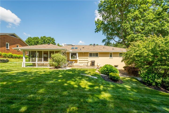 Property Photo: 2633 Cedarvue Dr. PA 15241