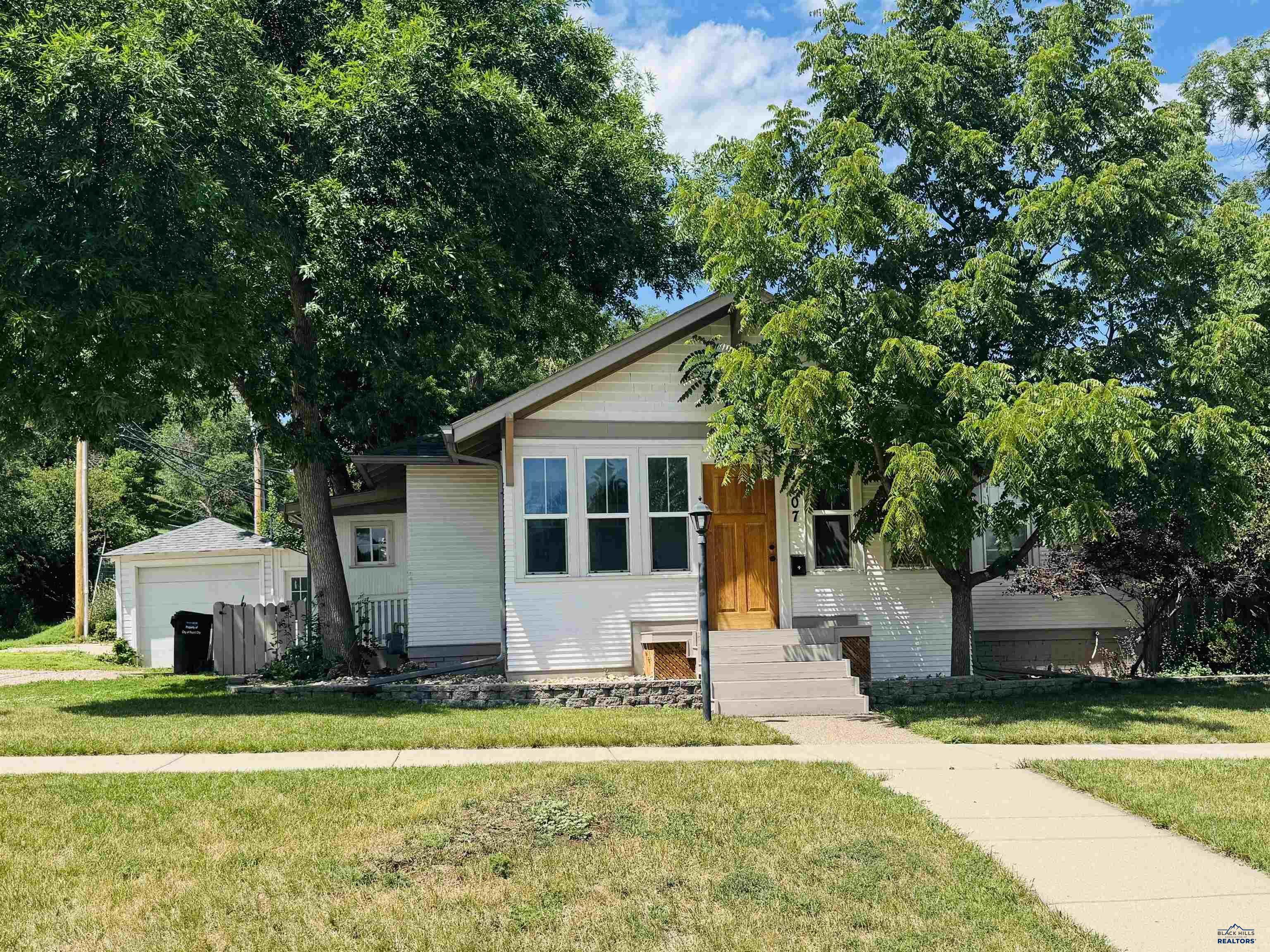 Property Photo:  1507 11th St  SD 57701 