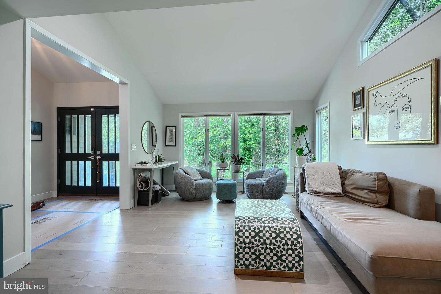 Property Photo: 449 Braewood Way MD 21146