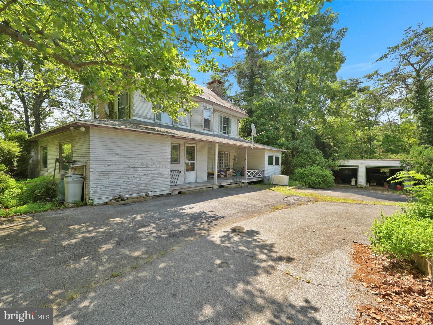 Property Photo:  21 Blue Rocks Road  PA 19534 