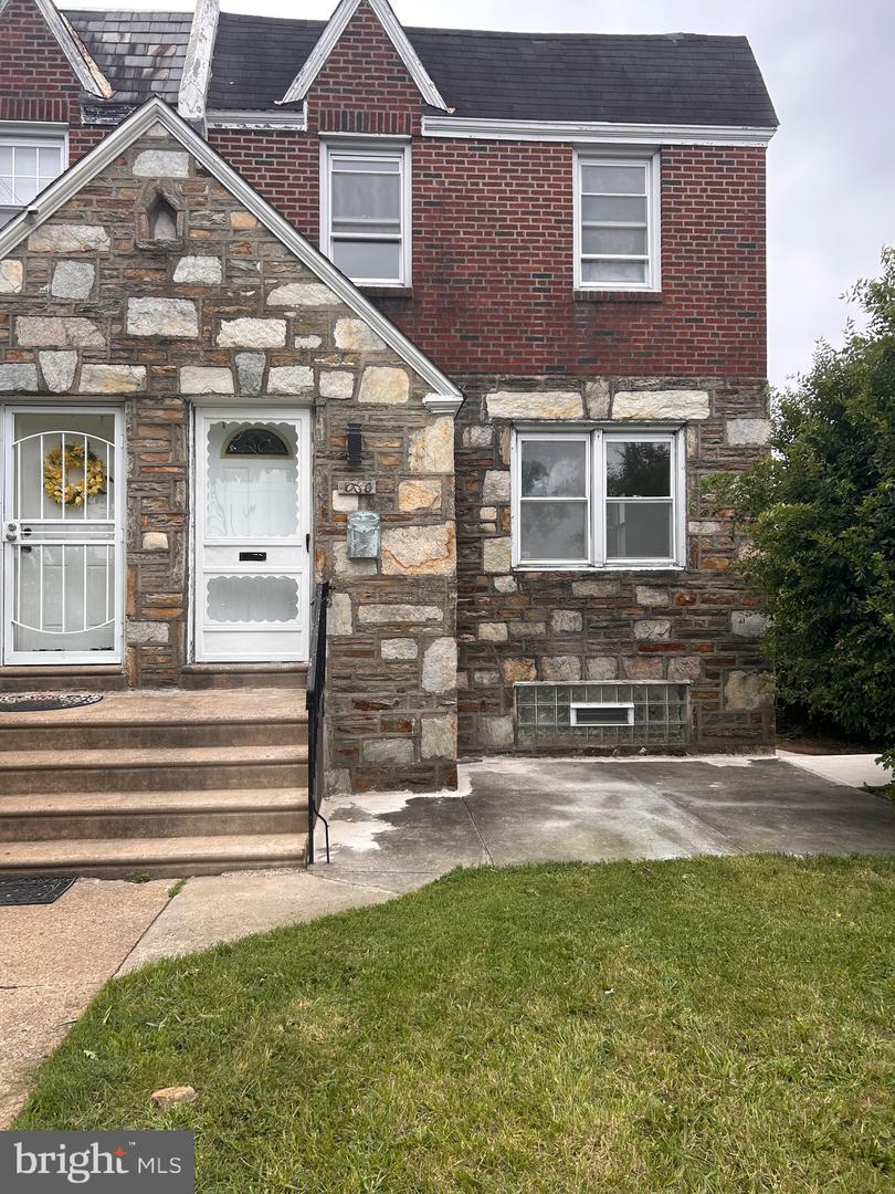 Property Photo: 1000 Knorr Street PA 19111