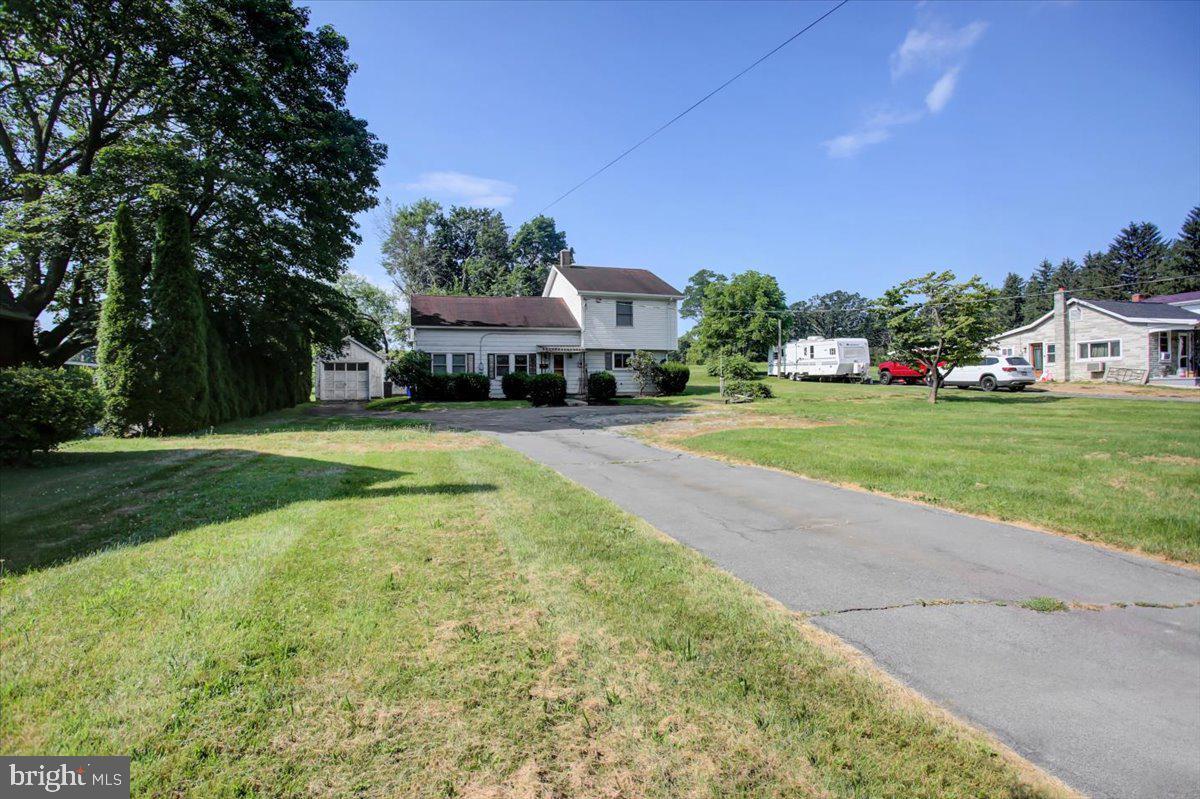 Property Photo:  312 Roxbury Road  PA 17257 