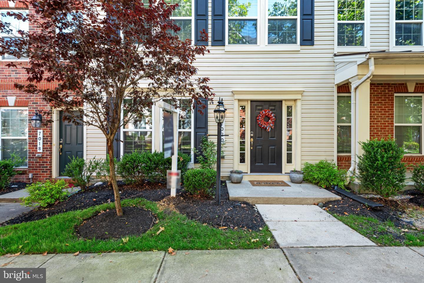 Property Photo: 7020 Foxton Way MD 21076