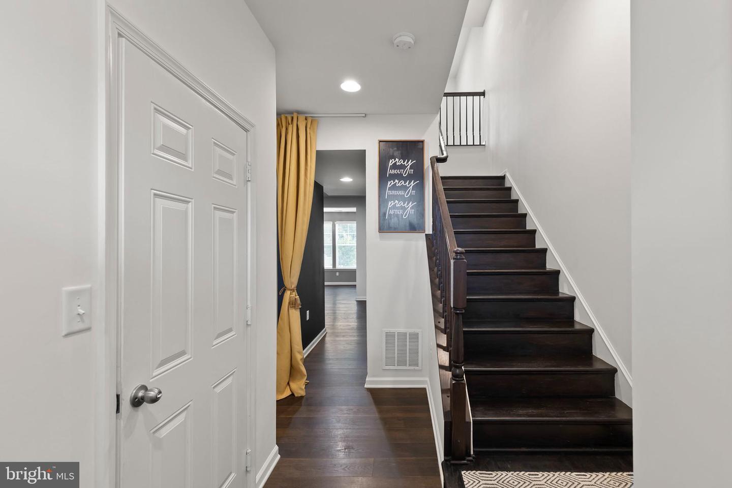 Property Photo: 104 Metcalf Terraace VA 22602