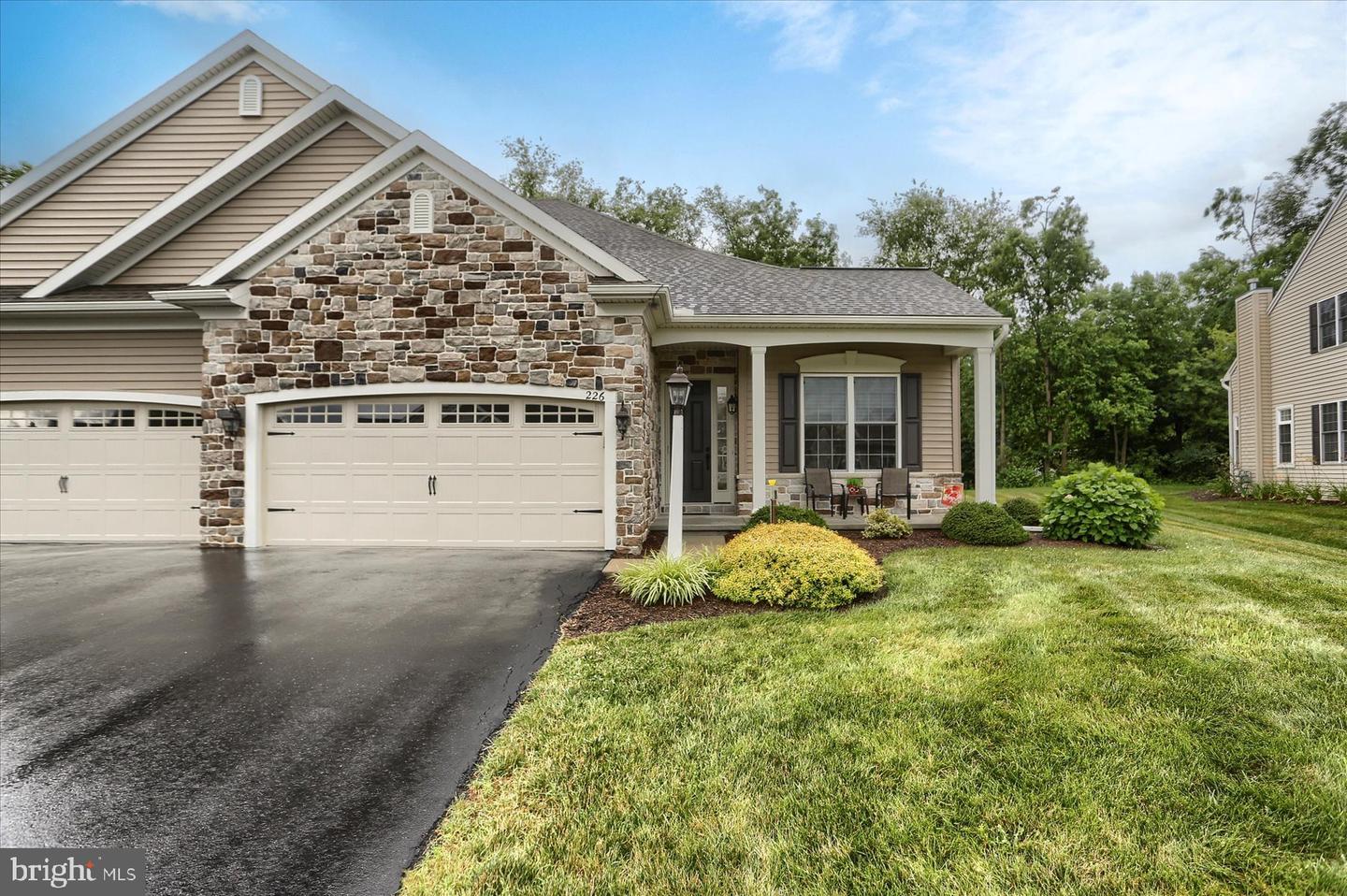 226 Carmella Drive  Mechanicsburg PA 17050 photo