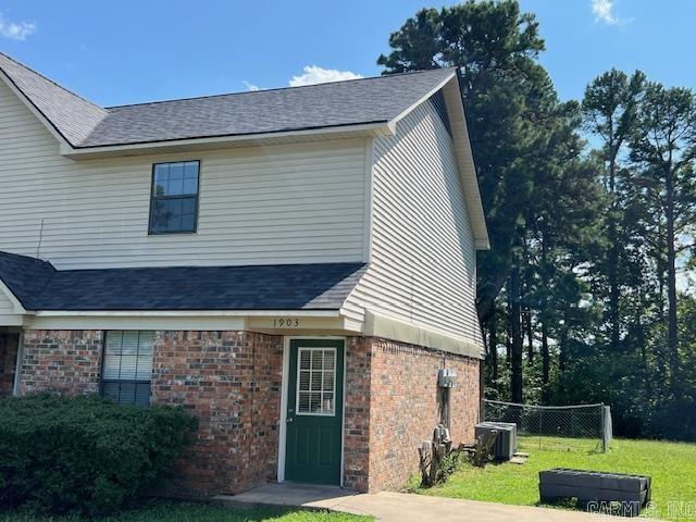Property Photo: 1903 Cordie Drive AR 71953