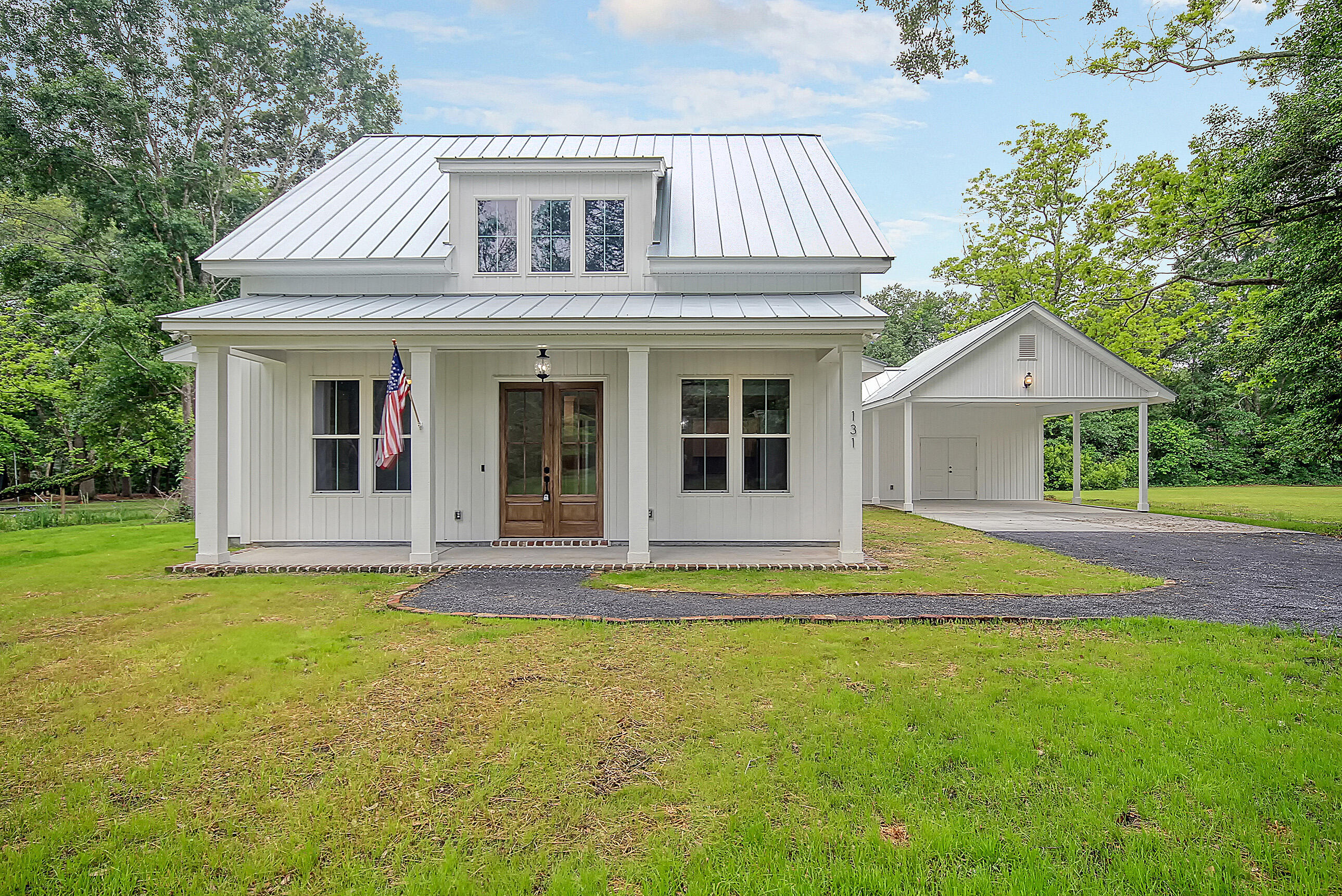 Property Photo:  1 Hendorrich Trail  SC 29450 