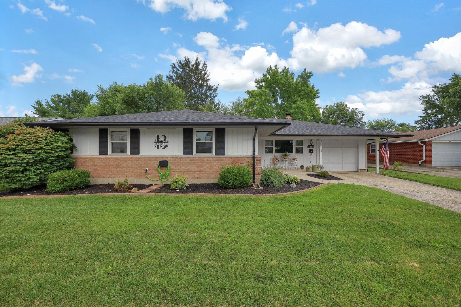 Property Photo:  1418 Clemens Place  OH 43068 