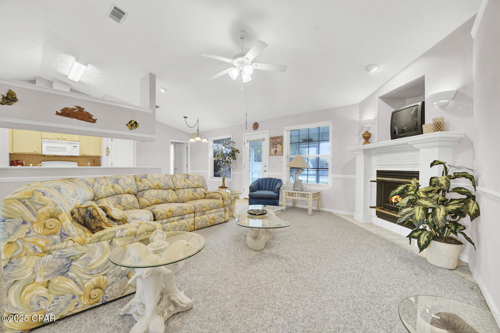 Property Photo: 104 Sun Lane FL 32413