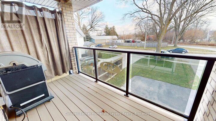 Property Photo: 390 Church Street Upper ON N5A 2S1