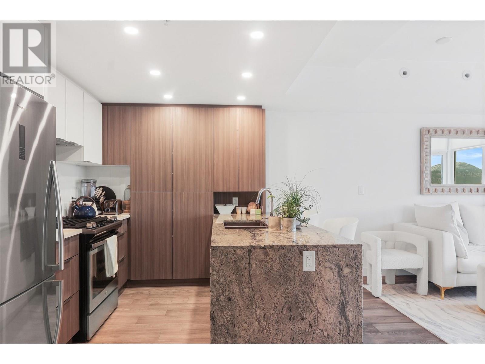 Property Photo: 1151 Sunset Drive 1106 BC V1Y 0G2